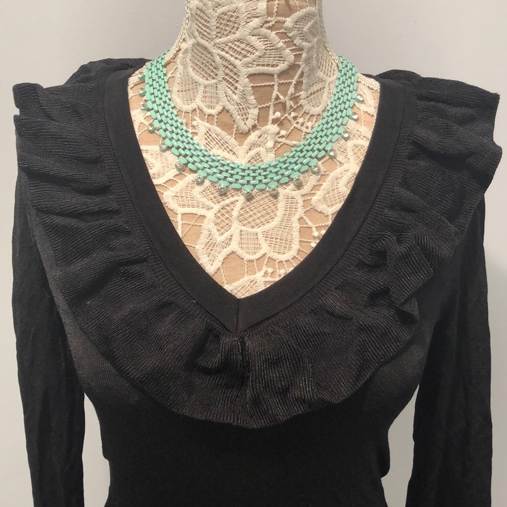 H&M  Ruffle Sweater - Picture 2 of 6